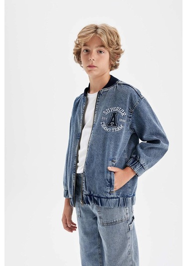 DeFacto Erkek Çocuk Kolej Yaka Fermuarlı Cepli Mevsimlik Baskılı Jean Bomber Ceket C3685A824AUNM39