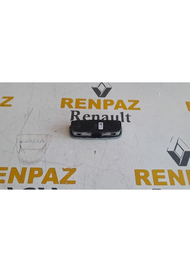 Audi A3 Arka Tavan Lambası 8V0947111A