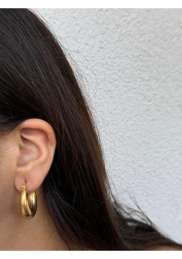 Bombe Formlu Altın Renk Halka Küpe Klasik Ve Zamansız Şıklık Altın