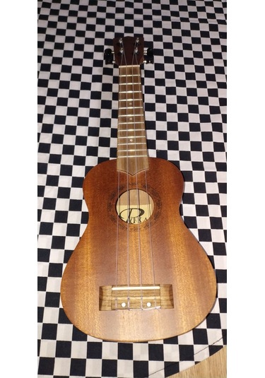 Puka Pk-100 Maun Ağacı Soprano Ukulele-Kılıf