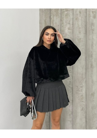 Kadın Crop Boy Yumuşacık Balon Uzun Kol Kapüşonlu Şık Kısa Sweatshirt Siyah