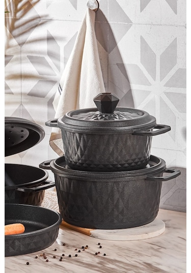 Karaca  Biodiamond Döküm 7 Parça Fırın Eldiveni Hediyeli Tencere Seti