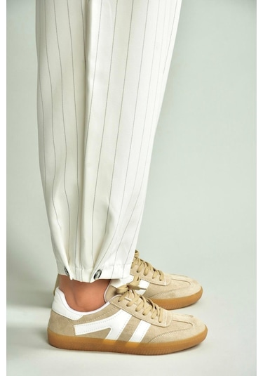 Fox Shoes U652861402 Bej Süet Kadın Spor Ayakkabı Sneakers Bej-süet