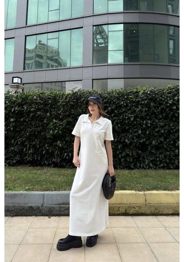 Kadın Beyaz Polo Yaka, Kısa Kol, Yırtmaçlı, Basic Model, Uzun Salaş Elbise Beyaz