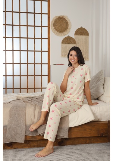 Kadın Yazlık Kısa Kol Penye Süprem Kumaş Pijama Takımı Sarı Yıldızlı