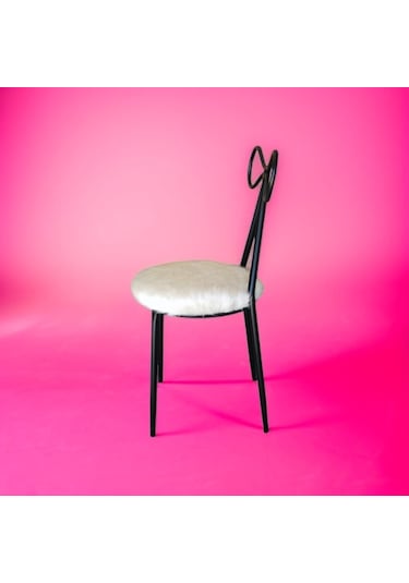 Fiyonk Makyaj Sandalyesi - Siyah İskelet Peluş Döşeme