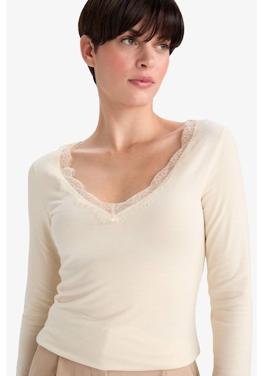 Defacto Modal Kaşmir Yumuşak Dokulu Dantelli Uzun Kollu Üst-fall İn Love F3168ax25auer100 Ekru Defacto Modal Kaşmir Yumuşak Dokulu Dantelli Uzun Kollu Üst-fall İn Love F3168ax25auer100 Ekru
