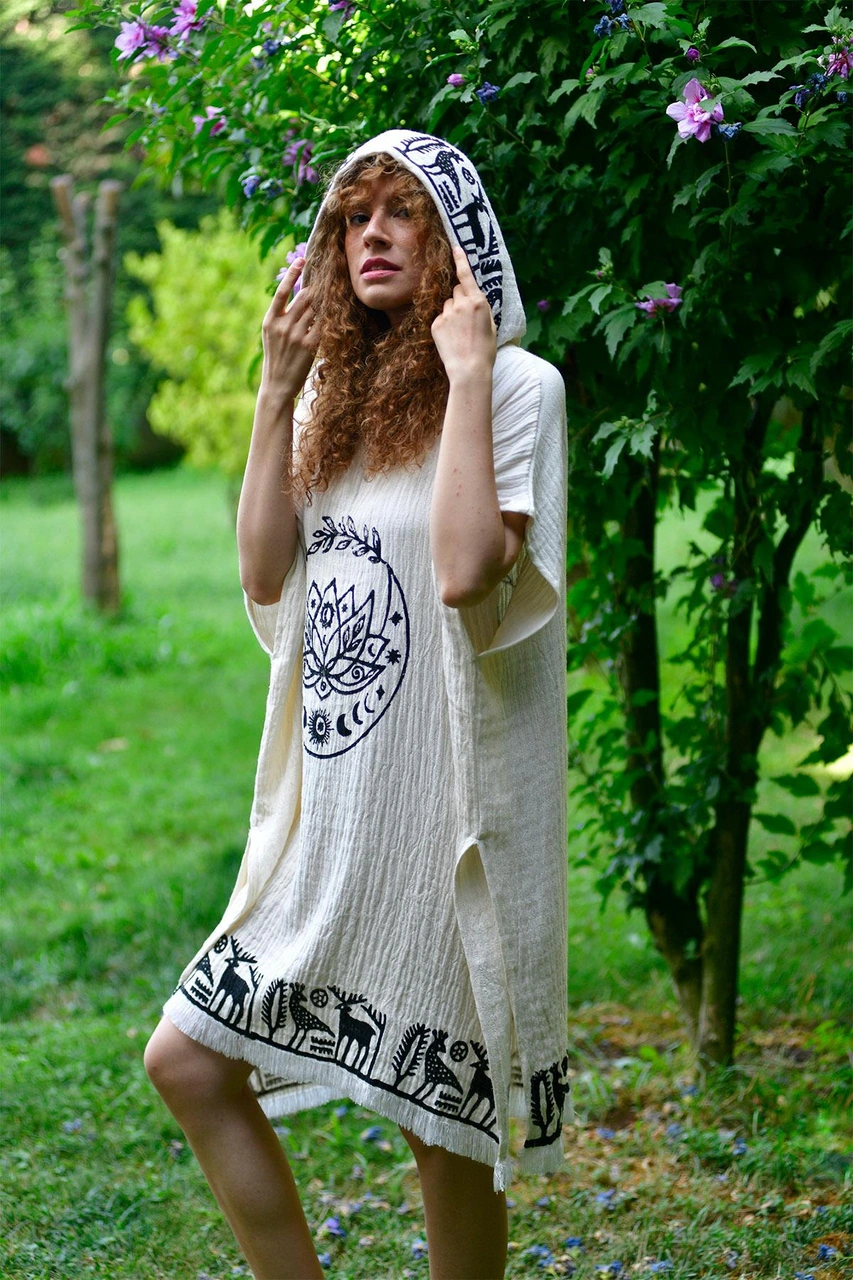 Brandsmithshop Lotus Awakening Panço Çok Renkli
