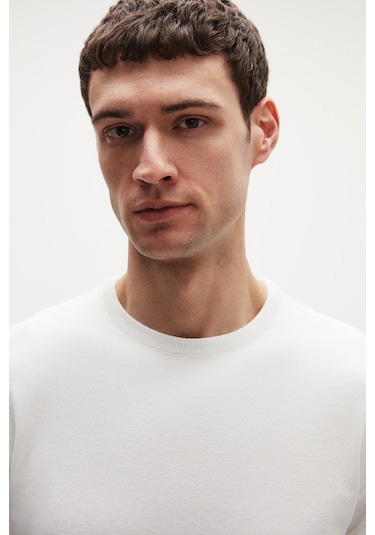 Ds Damat Regular Fit Ekru Tüylenme Yapmayan Bisiklet Yaka Pamuklu Triko Kazak 5hf06ort12004 Ekru