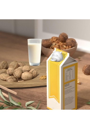 Suntek İnek Meme Sütü Karton Kapağı Komik Kutulu Süt Beyaz