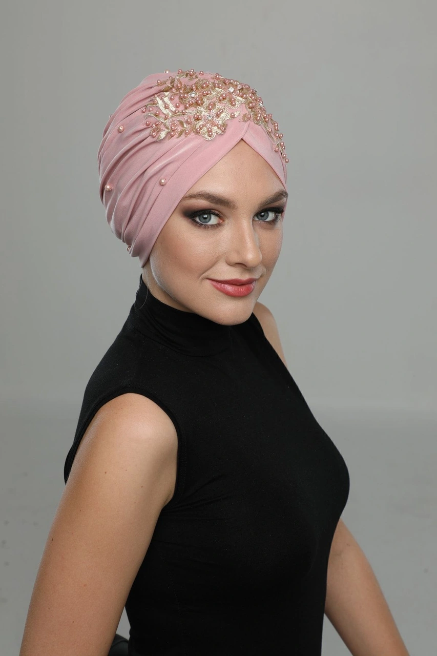 Kopma Astarlı Işlemeli Pudra Sırma Motifli Hazır Türban Tesettür Abiye Bone Pudra Sırma