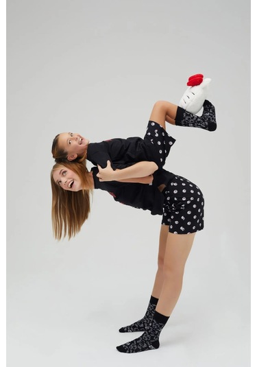 Hello Kitty Kız Çocuk Kollu Şortlu Pamuklu Pijama Takımı Renklı