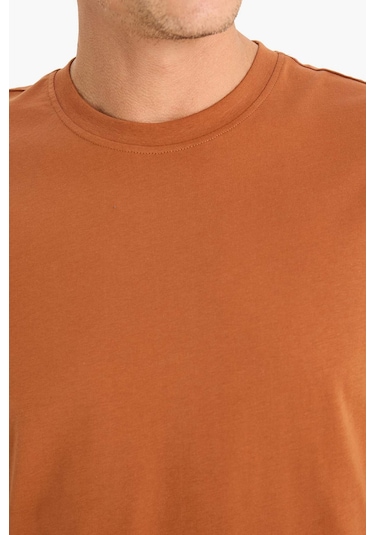 DeFacto %100 Pamuk New Regular Fit Bisiklet Yaka Basic Düz Kısa Kollu Tişört V7699AZ25SPBN407 DeFacto %100 Pamuk New Regular Fit Bisiklet Yaka Basic Düz Kısa Kollu Tişört V7699AZ25SPBN407