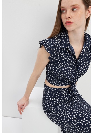 Stella Pulvis Lacivert Kolu Volanlı Gömlek Lacivert