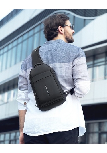 Mark Ryden Erkek Usb Çok Fonksiyonlu Tote Çanta. Siyah