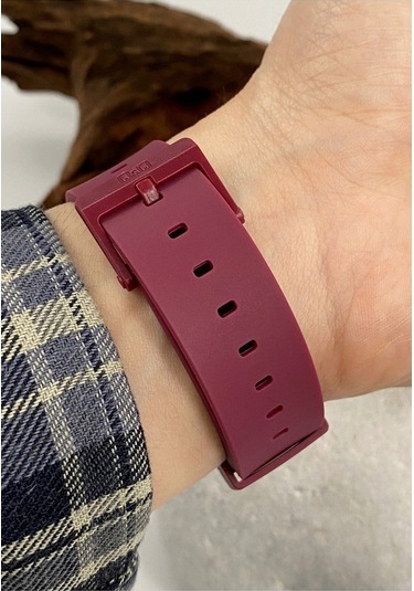 Q&Q QCG21211 Bordo Su Geçirmez Çift Takvimli Kol Saati