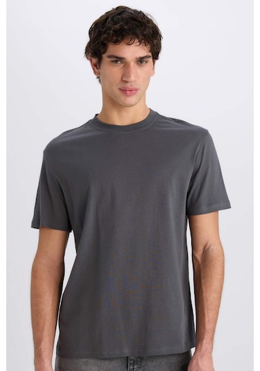 DeFacto %100 Pamuk New Regular Fit Bisiklet Yaka Basic Düz Kısa Kollu Tişört V7699AZ25SPAR9