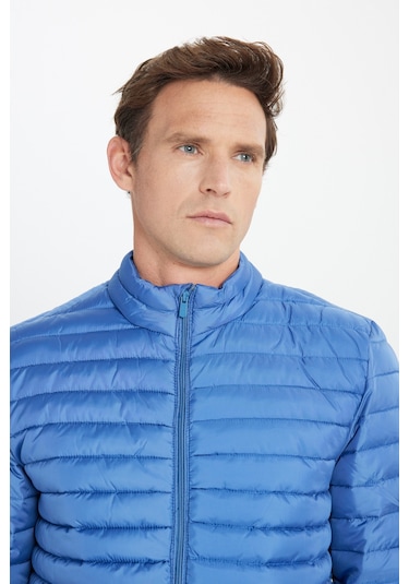 AC&Co / Altınyıldız Classics Erkek Mavı Sıcak Tutan Standart Fit Normal Kesim Dik Yaka Yan Cepli Mont Mavi