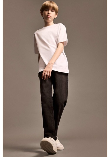 DeFacto Erkek Çocuk Straight Fit Basic Düz Jean Pantolon C7230A825SMNM40