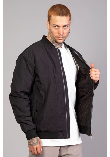 Siyah Regular Fit /krinkıl Kumaş İçi Kapitone Pilot Erkek Cek... Siyah