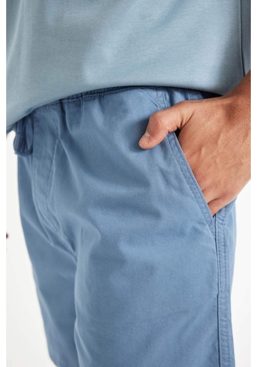 DeFacto Relax Fit Gabardin Bermuda Şort D4697AX24HSBE105