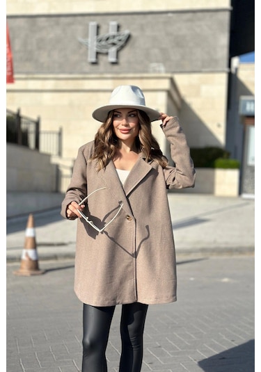 Kadın Kahve Astarlı, Kruvaze Ceket Yaka, Tek Düğme, Rahat Kalıp, Fitilli Kaşe Kumaş Kaban Kahve Kadın Kahve Astarlı, Kruvaze Ceket Yaka, Tek Düğme, Rahat Kalıp, Fitilli Kaşe Kumaş Kaban Kahve