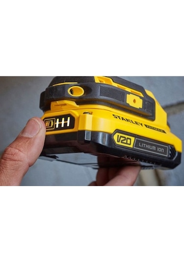 Stanley Fatmax SCD711C2K 18V 1.5AH V20 Li-Ion Çift Akülü Darbeli Matkap