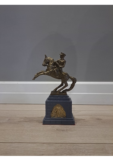 Onur Anıtı Biblo - Büyük Boy