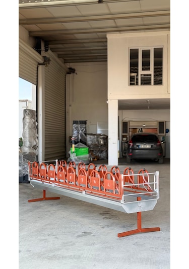 Otomatik Kilitli Küçükbaş Yemliği 9x2 Bölmeli