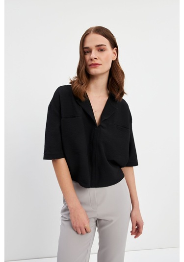 Stella Pulvis Siyah Kısa Kol Cepli Bluz Siyah