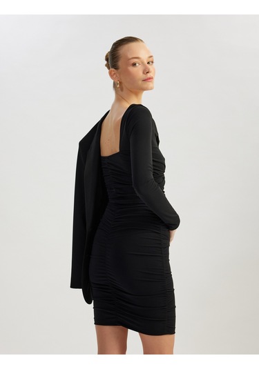 Koton Drapeli Slim Fit Uzun Kollu Mini Kare Yaka Elbise Siyah 5sak80017pk Siyah