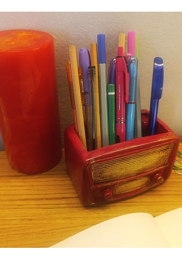 Artepieza Retro Radyo Sukulent Saksısı Ve Kalemlik - Masaüstü Dekoratif Organizer Kırmızı 12 8 12cm