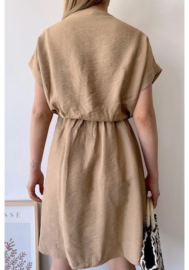 Kadın Bej Kısa Kol, Kalp Yaka, Dokulu Desen, Bele Oturan, Aerobin Lastikli Bel Midi Elbise Bej