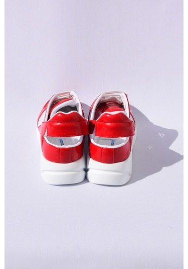 Kırmızı Renk Spor Sandalet Kırmızı