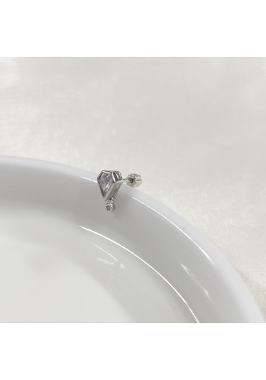 Sallantılı Elmas Görünümlü Gümüş Tragus Pıercıng - Rodyum Beyaz Beyaz