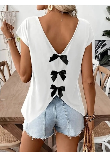Gülsüm Aydın Kadın Kısa Kollu V Yakalı Arkadan Kurdele Detaylı Viskon Bluz Beyaz