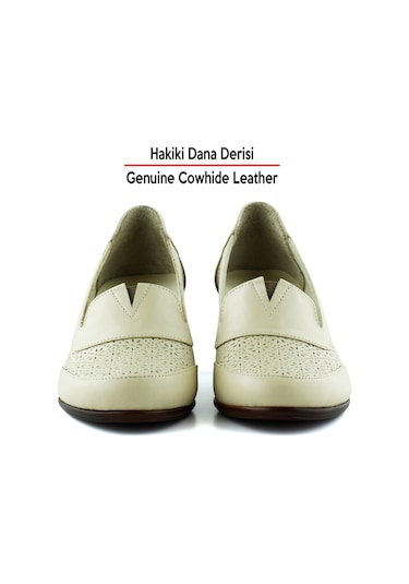 Erkan Saçmacı Madre Bej Hakiki Dana Derisi Vintage Desenli Kalın Topuklu Günlük Klasik Ayakkabı Bej