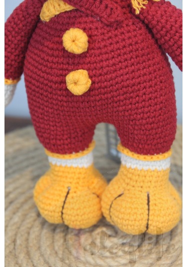 Aleylife Amigurumi Taraftar Bebek Sarı Kırmızı