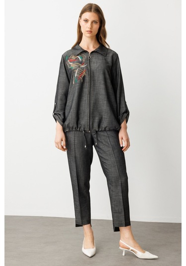 Ekol Kadın Büyük Beden Önü İşlemeli Trençkot 7568 Siyah Siyah