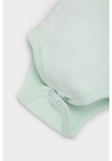 DeFacto Kız Bebek Yenidoğan Bisiklet Yaka Baskılı Ribana Kısa Kollu Çıtçıtlı Body E8243A525SMGN1250 Yeşil