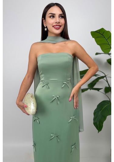 Lilina Straplez Fiyonk Detaylı Şal Aksesuarlı Uzun Mint Yeşil Abiye Elbise Mint Yeşil