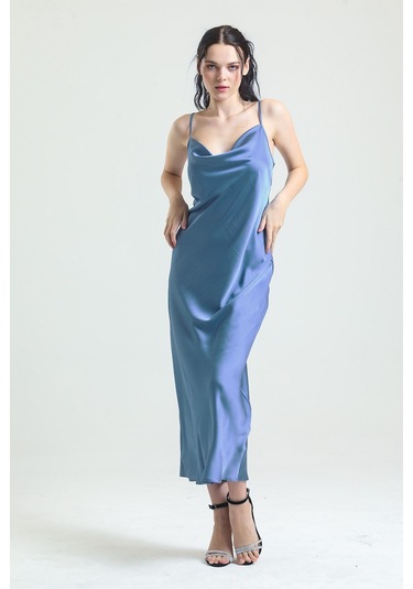 Magic Form 9790 Kadın Mavi Degaje Yaka Krep Saten Uzun Gecelik Mavi
