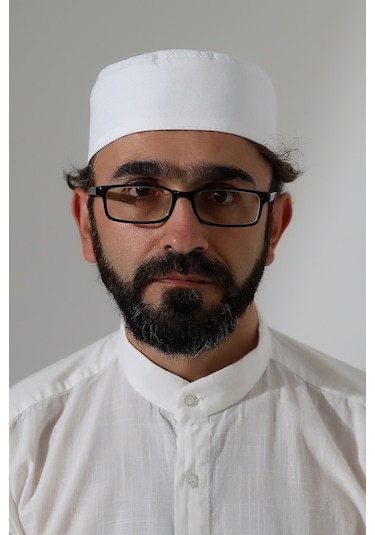 Elif Vav Nakışlı Kalıp Namaz Takkesi - Beyaz Beyaz