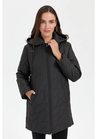 Desen Triko Kadın Yanları Çıtçıtlı Yaprak Desenli Kapüşonlu Araboy Kapitone Kaban 24419 Siyah Siyah