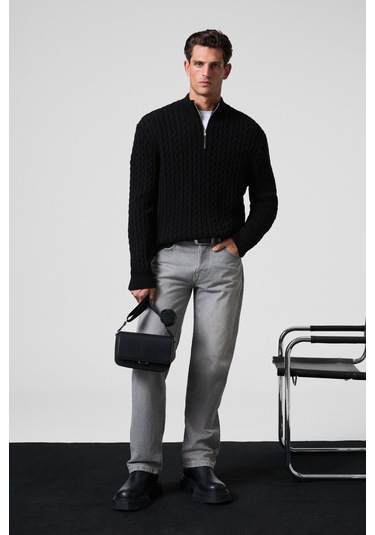 IVAR Erkek Yarım Fermuarlı Dik Yakalı Saç Örgü Desenli Triko Siyah Kazak