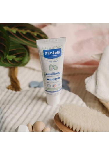 Mustela Cradle Cap Saç Pullanmalarına Karşı Bakım Kremi 40 Ml