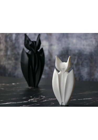 Gotik Siyah Ve Minimalist Beyaz Yarasa Heykel Seti - Dekoratif Ve Şık Tasarım 17 Cm & 11 Cm 2 Adet