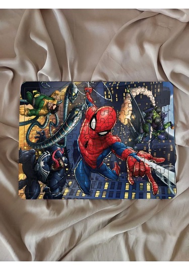 Çocuk Puzzle Ahşap Örümcek Adam2 108 Parça Mobilya