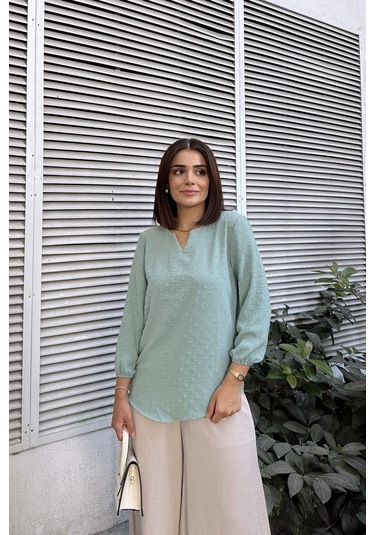 Mint Uzun Truvakar Kol, Öpücük Yaka, Ponponlu Kumaş Basic Kesim Bluz - Tesettüre Uygun Mint