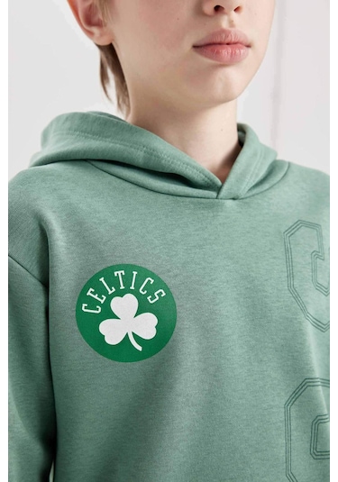 DeFacto Erkek Çocuk Yeşil NBA Boston Celtics Kapüşonlu Sırt Baskılı Kalın Sweatshirt D3124A824AUGN757 DeFacto Erkek Çocuk Yeşil NBA Boston Celtics Kapüşonlu Sırt Baskılı Kalın Sweatshirt D3124A824AUGN757